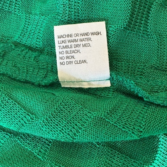 EXCLUSIVELY MISOOK Women’s Kelly Green Knit Cardigan Sweater Jacket, 0X - Picture 15 of 15